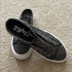 Gypsy Jazz Monochrome Patterned Sneakers